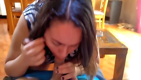 Indian milf with a big ass takes a dick in her mouth