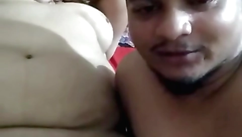 Indian girl with big tits is getting fucked on the internet