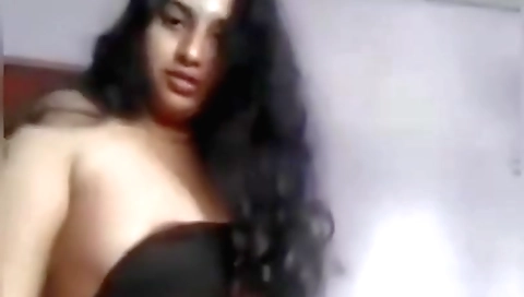 Hairy brunette makes a webcam porn video of herself