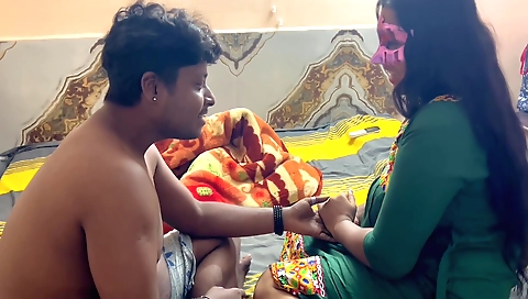 Indian amateur video with a stepbrother and a brunette