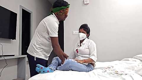 Indian brunette with a nice face and round ass 2k video