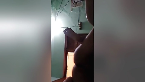 Indian amateur sex video with a hot girl and a dude