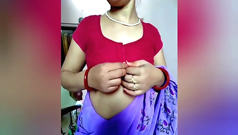 Bhabhi gets her pussy cought in amateur pornography