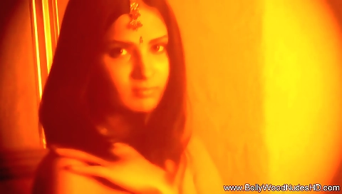 Indian teen brunette with a nice body and a nice body 18+