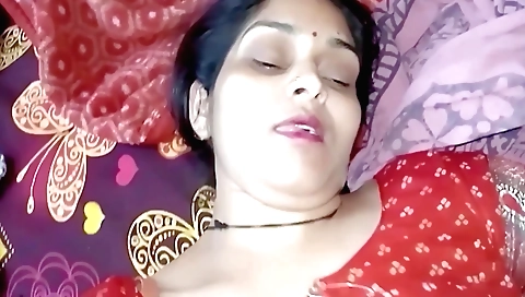 Indian teen girl with big tits gets on top of a guy