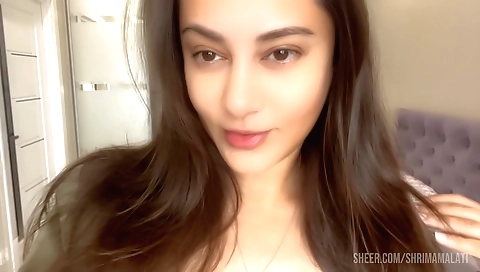 Indian amateur amateur solo video showing a pretty face