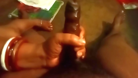 Amateur blowjob with a lot of cum on the pussy from the first time