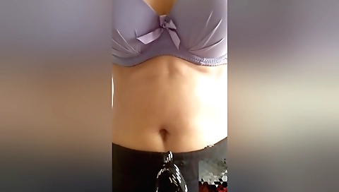 Solo female 18+ with big boobs and a big ass (18+)