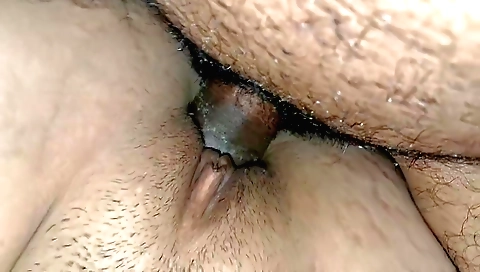 Bhabhi in the indian teen porn video is making a hardcore move