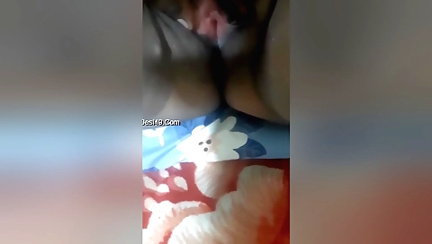 Indian babe in 3d porn video big ass in front of the camera