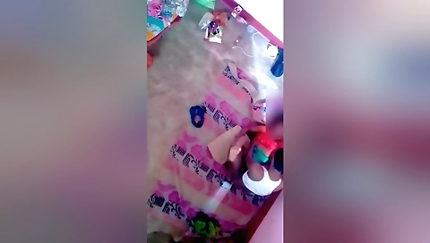 Indian girl with small tits and hot body enjoyed the sex