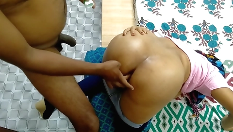 Indian stepmom gets pounded in her tight ass in web cam video
