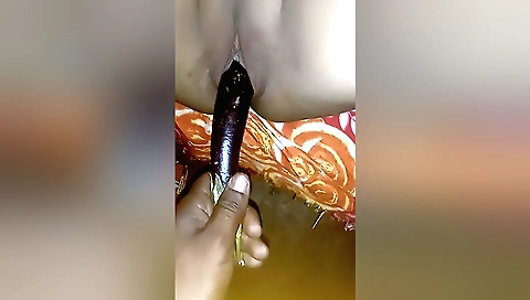 Indian girl gets fucked in a strange way in homemade vid