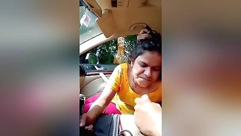 Indian brunette gets her cunt fucked in front of web cameras