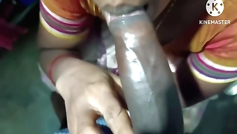 Indian couple made a homemade video in the house 1
