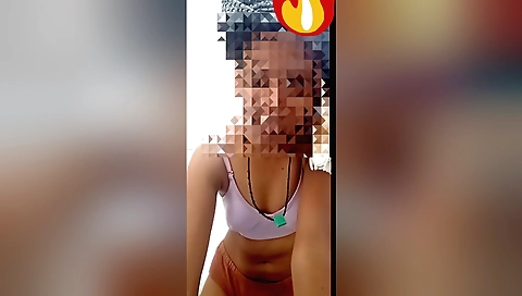 Sexy brunette phone call fun! A sexy brunette video call