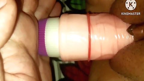 Indian sex tape with a sexy girl fucking with a dildo
