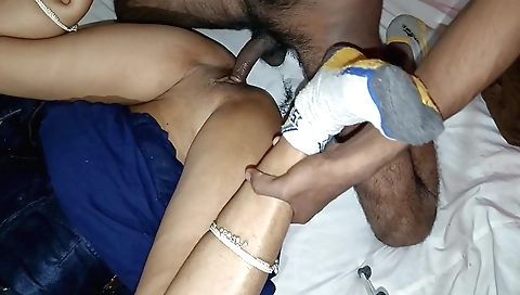 A sweet girl with a cute mouth is getting fucked in homemade vid