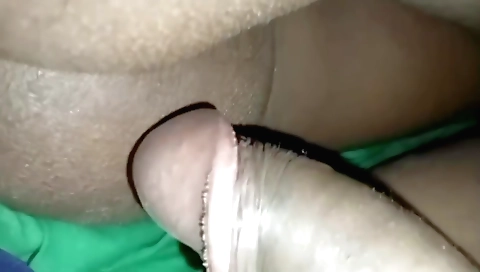 Amateur brunette babe with a nice ass giving blowjob