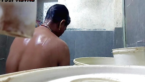 Indian girl takes a bath and shows it on her webcam