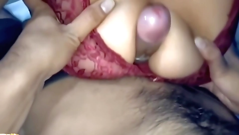 Amateur indian big boobs video in amateur porn scene
