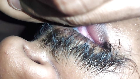 Indian girlfriend gets fucked by boyfriend in amateur porn